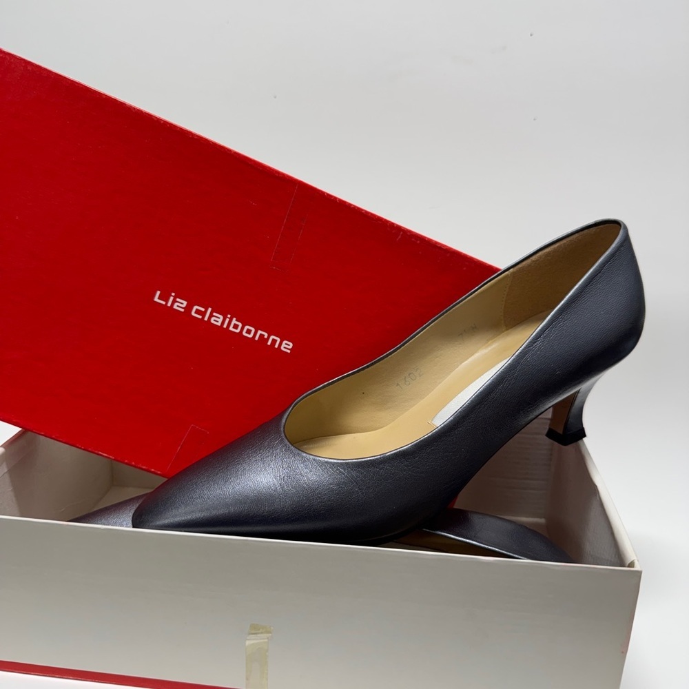 Liz Claiborne Steel Blue Leather Pointed-Toe Mid Heels